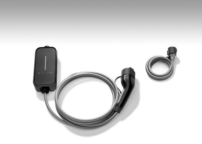 BMW Flexible Fast Charger 1.0