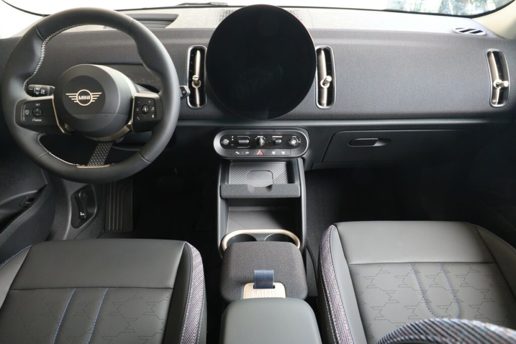 MINI Countryman C