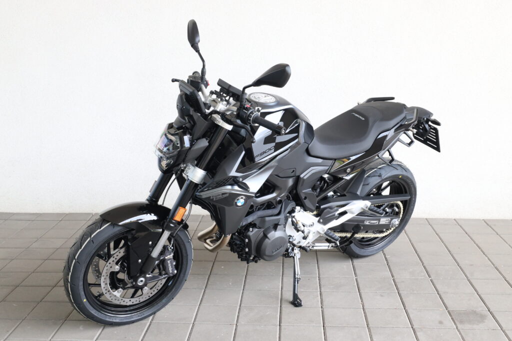 BMW F 900 R