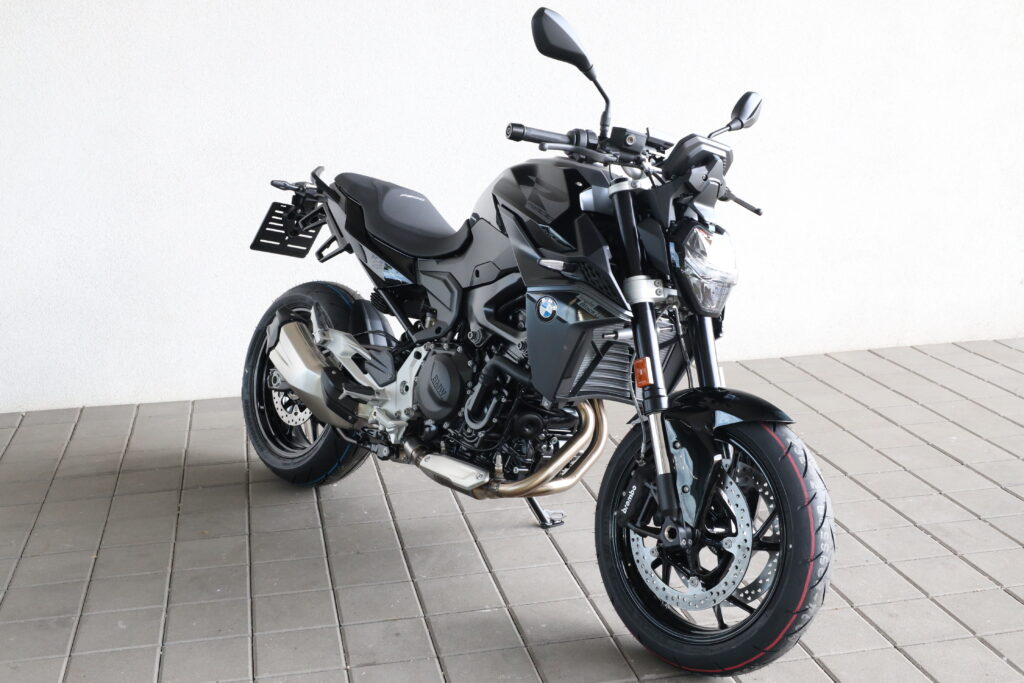 BMW F 900 R