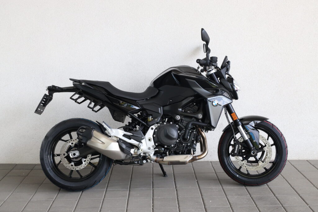 BMW F 900 R